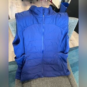 Lululemon Down For It All Vest Used good Condition size 20